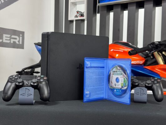 PlayStation 4 Slim 500GB Çift Kol + Pes 2021 Oyun CD’si (İKİNCİ EL) - Görsel 3