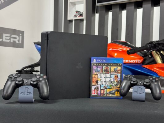 PlayStation 4 Slim 500GB Çift Kol + Grand Theft Auto 5 (GTA 5) Oyun CD’si (İKİNCİ EL) - Görsel 2