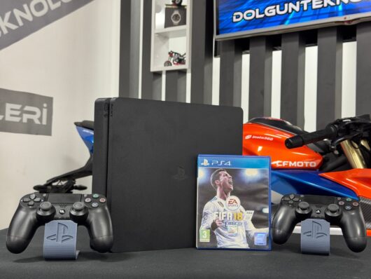 PlayStation 4 Slim 500GB Çift Kol + Fifa 18 Oyun CD’si (İKİNCİ EL) - Görsel 2