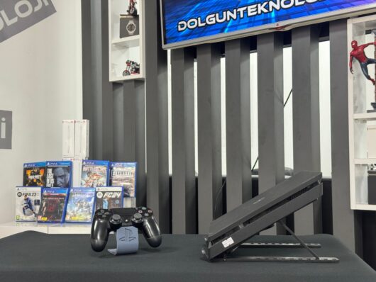 PlayStation 4 Slim 500GB Tek Kol (İKİNCİ EL) - Görsel 3