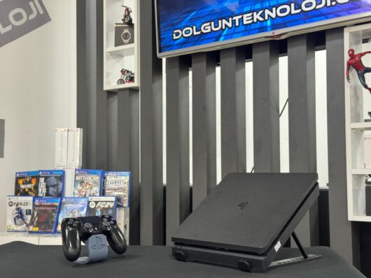 PlayStation 4 Slim 500GB Tek Kol Kırılabilir Sürüm(İKİNCİ EL) - Görsel 2