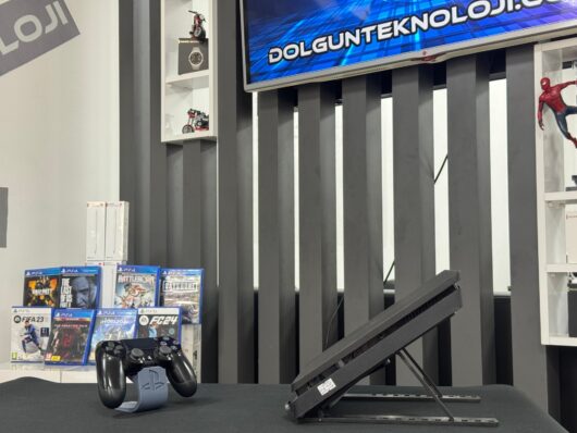 PlayStation 4 Slim 500GB Tek Kol Kırılabilir Sürüm(İKİNCİ EL) - Görsel 3