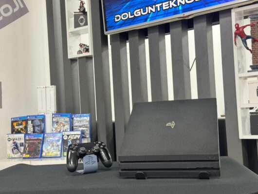 PlayStation 4 Pro 1 TB Tek Kol (İKİNCİ EL) - Görsel 2