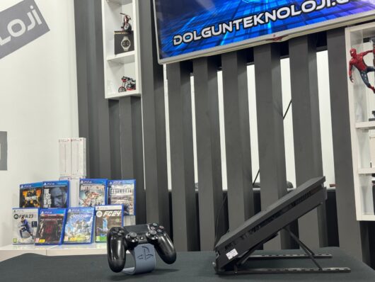 PlayStation 4 Slim 500GB Tek Kol (İKİNCİ EL) - Görsel 3