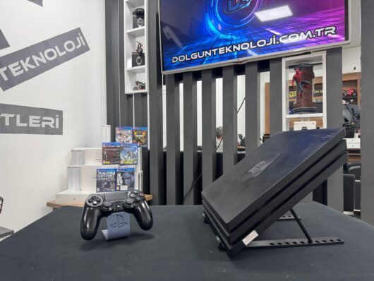 PlayStation 4 Pro 1TB Tek Kol CD Rom Bozuk (İKİNCİ EL) - Görsel 3