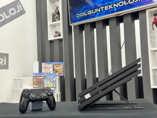PlayStation 4 Pro 1TB Tek Kol CD Rom Bozuk (İKİNCİ EL) - Görsel 3