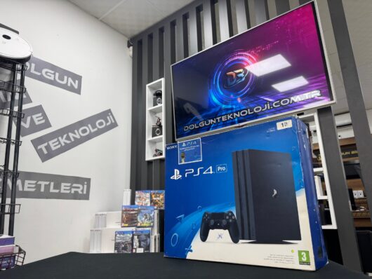 PlayStation 4 Pro 1 TB Tek Kol Kutulu (İKİNCİ EL)