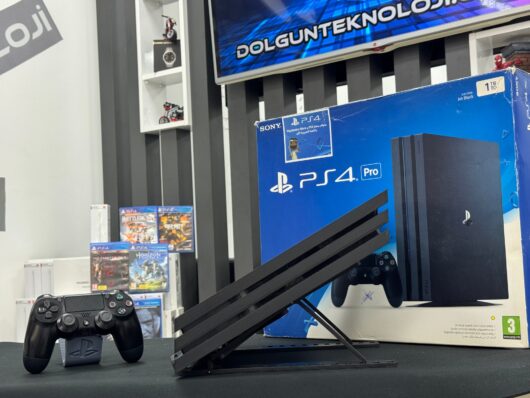 PlayStation 4 Pro 1 TB Tek Kol Kutulu (İKİNCİ EL) - Görsel 3