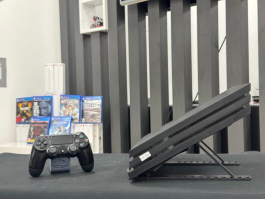 PlayStation 4 Pro 1TB Tek Kol (İKİNCİ EL) - Görsel 3