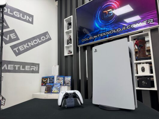 PlayStation 5 Fat 1TB Tek Kol Dijital Sürüm (İKİNCİ EL)