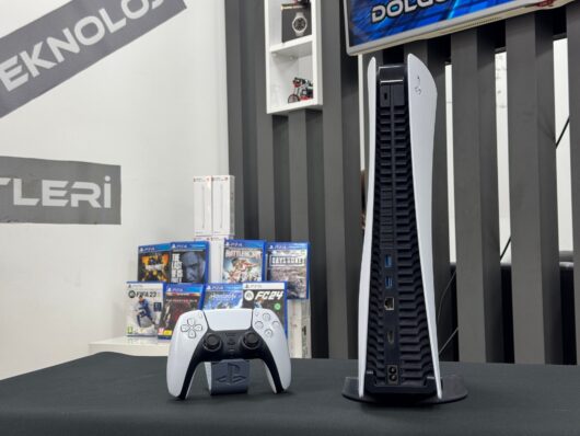 PlayStation 5 Fat 2TB Tek Kol CD’li Sürüm (İKİNCİ EL) - Görsel 5