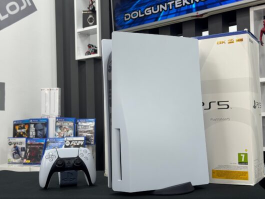 PlayStation 5 Fat 1TB Tek Kol CD’li Sürüm Kutulu (İKİNCİ EL) - Görsel 4