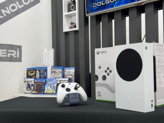 Xbox Series S 512GB Tek Kol Kutulu (İKİNCİ EL) - Görsel 2