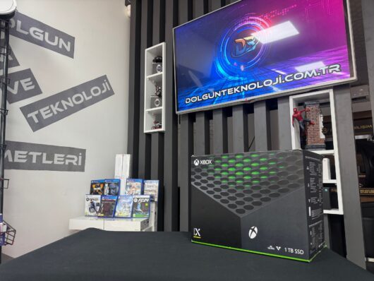 Xbox Series X 1 TB Tek Kol Siyah Kutulu  (İKİNCİ EL)