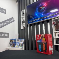 Nintendo Switch 128GB OLED Kırmızı-Mavi Kutulu (İKİNCİ EL)