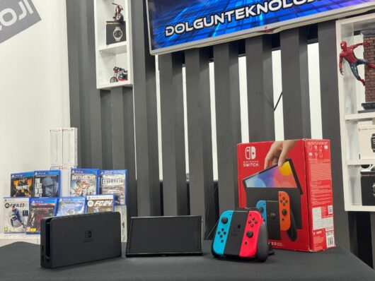 Nintendo Switch 128GB OLED Kırmızı-Mavi Kutulu (İKİNCİ EL) - Görsel 2