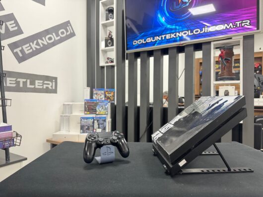 PlayStation 4 Fat 500GB Tek Kol The Last of Us Kaplama (İKİNCİ EL) - Görsel 4