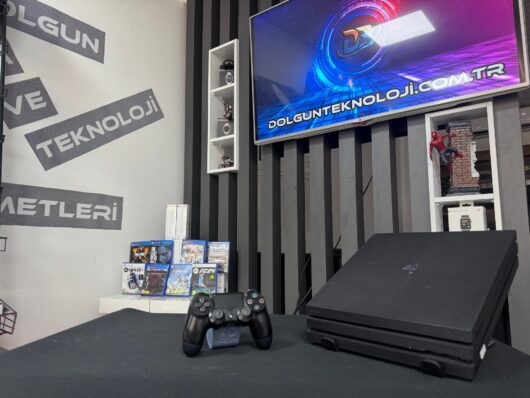 PlayStation 4 Pro 1TB Tek Kol (İKİNCİ EL)
