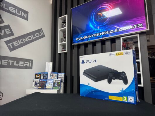 PlayStation 4 Slim 500GB Tek Kol Kutulu (İKİNCİ EL)