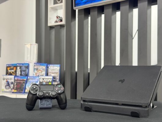 PlayStation 4 Slim 500GB Tek Kol (İKİNCİ EL) - Görsel 2