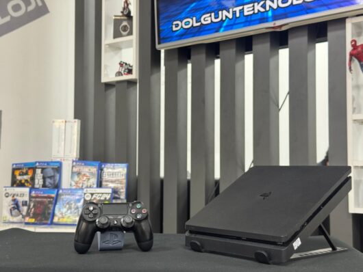 PlayStation 4 Slim 500GB Tek Kol CD (İKİNCİ EL) - Görsel 2