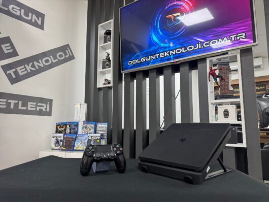 PlayStation 4 Slim 500GB Tek Kol (İKİNCİ EL)